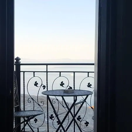 Captainhouse 3* Afissos