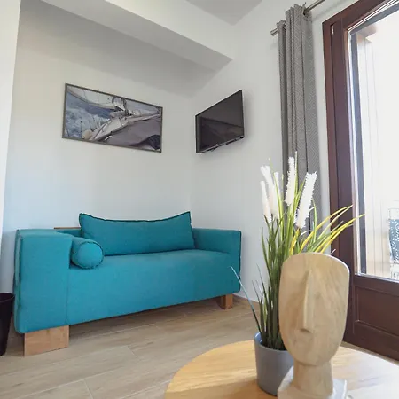 Captainhouse 3* Afissos