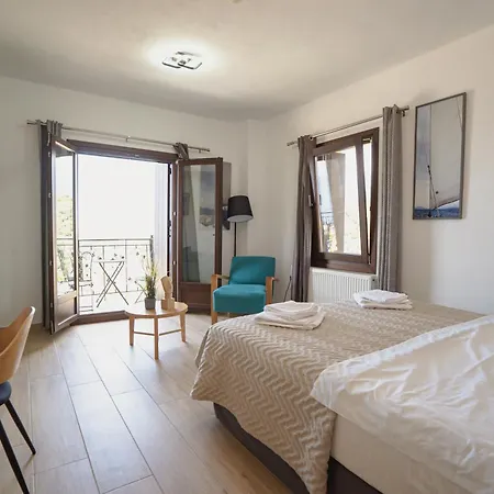 Captainhouse 3*