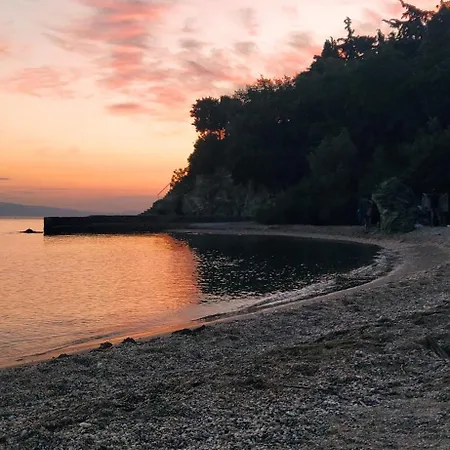 Captainhouse 3* Afissos