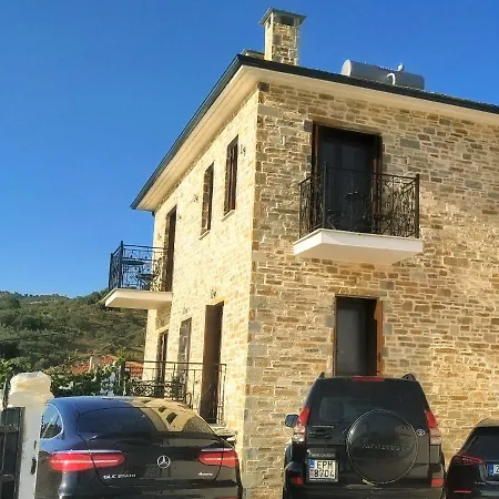 Captainhouse Guest house *