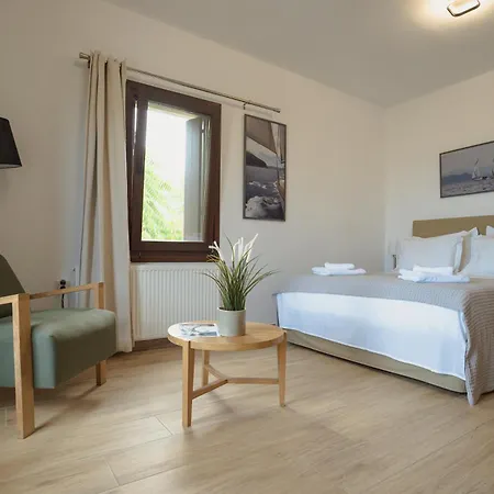 Captainhouse Áfissos