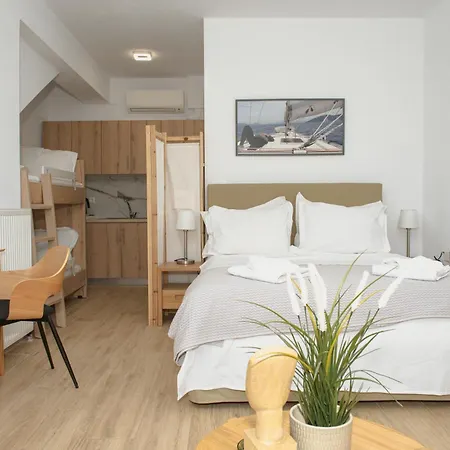 Captainhouse Guest house *