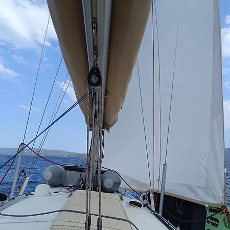 Captainhouse Afissos